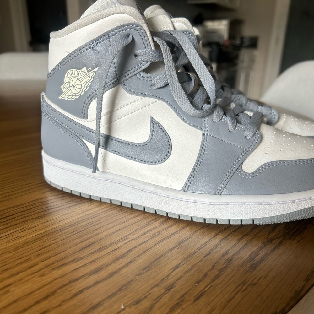 Air Jordan 1- women’s size 9.5